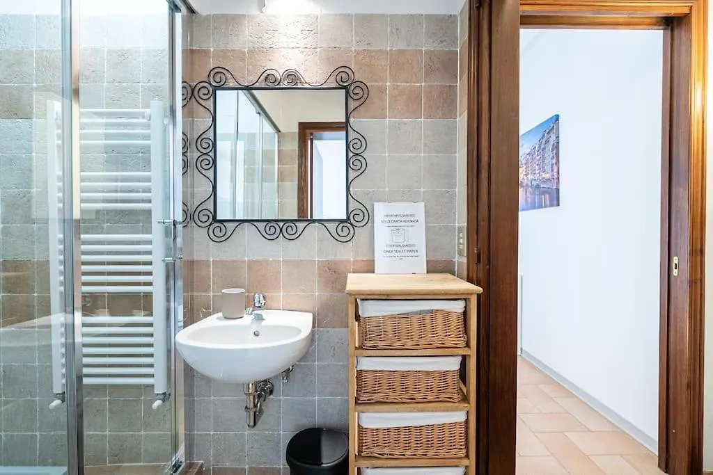 Apartment Appartamento Little “2” Pier Vettori Florence Italy