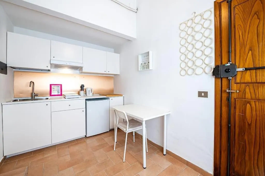 Apartment Appartamento Little “2” Pier Vettori Florence