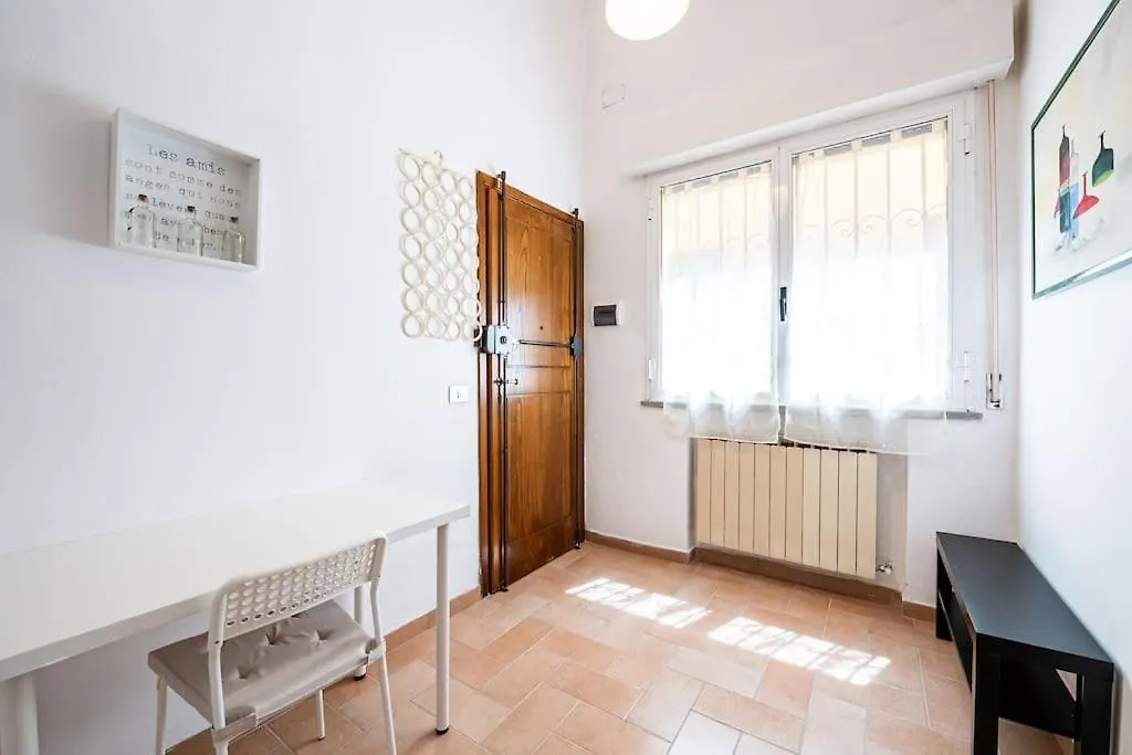 Apartment Appartamento Little “2” Pier Vettori Florence